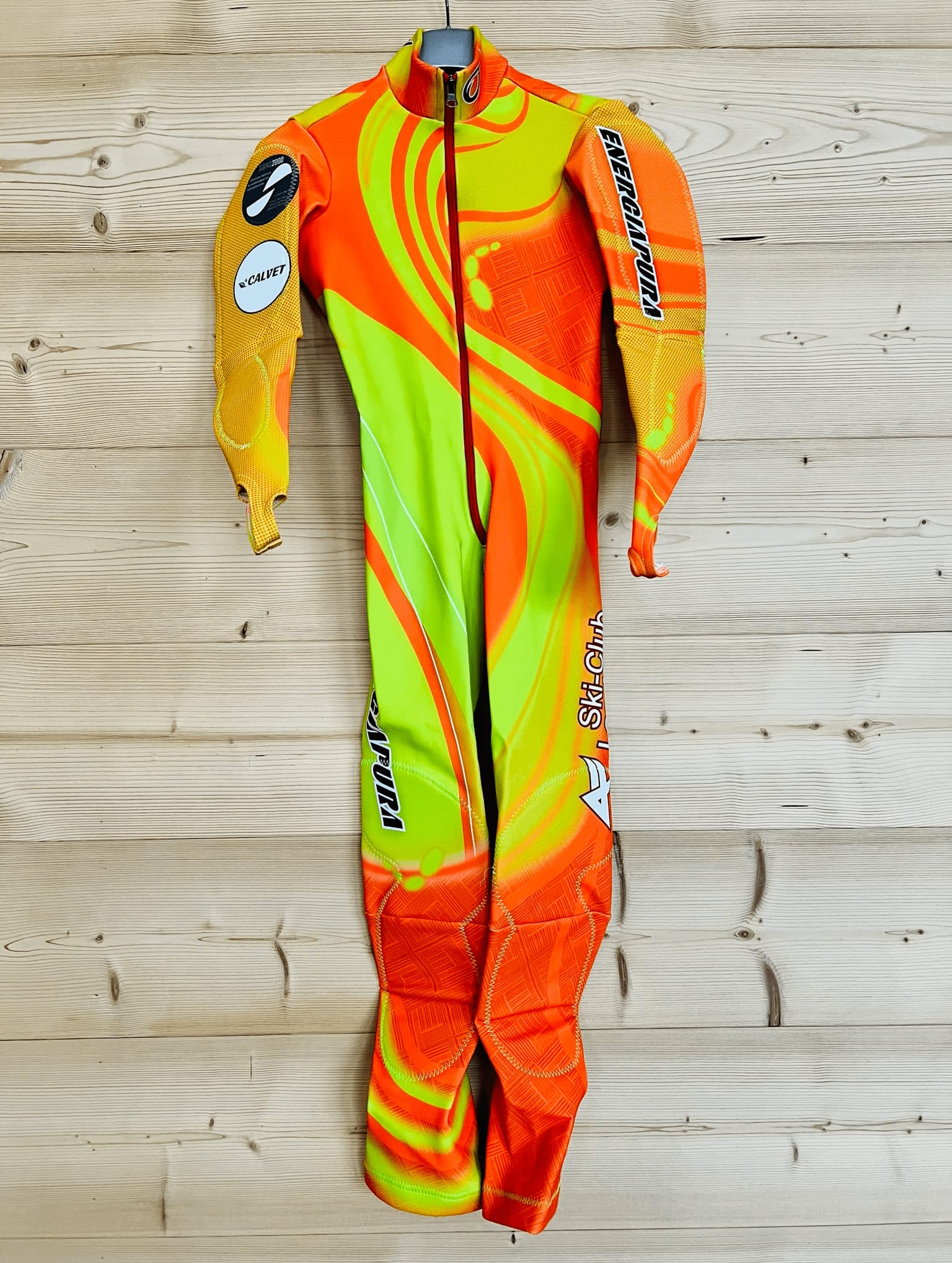 Combinaison jaune verte avec protections